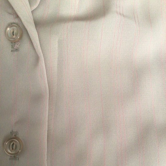 Bel Canto - Sheer violet short sleeve blouse - Picture 7 of 9